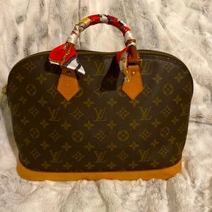 LV authentic Alma